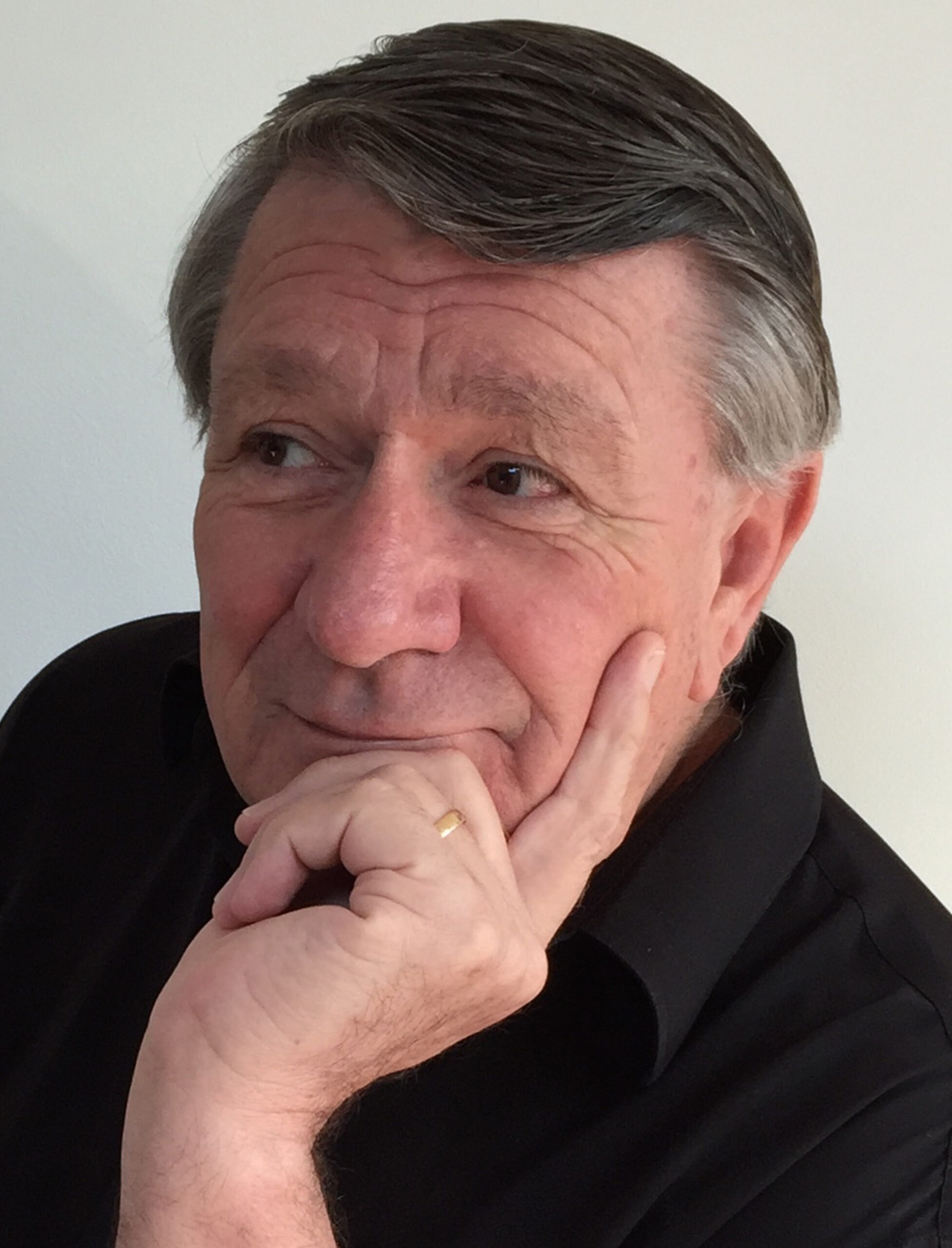 Extract: Australia’s Most Amazing True Life Stories