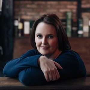 Dervla McTierman author