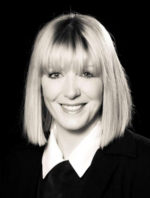 Meet author Yvette Fielding