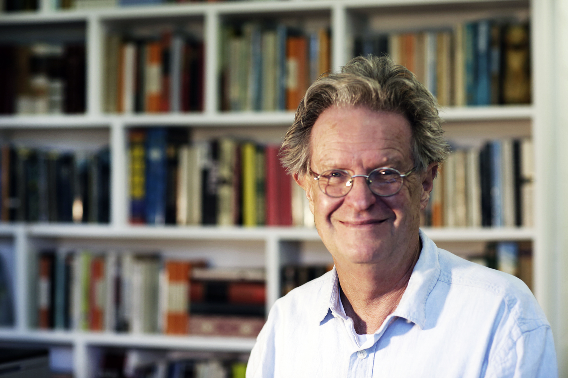 Extract – Everyone On Mars by Larry Buttrose