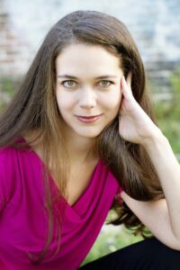 Jennifer-Lynn-Barnes-Author