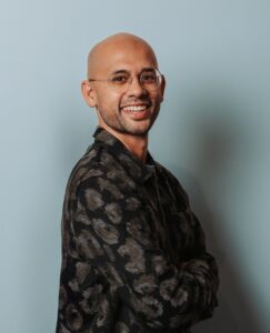 Martin-Seneviratne-author