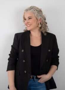Author Headshot Kate Horan