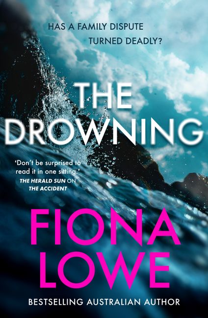 the-drowning-fiona-lowe.jpg