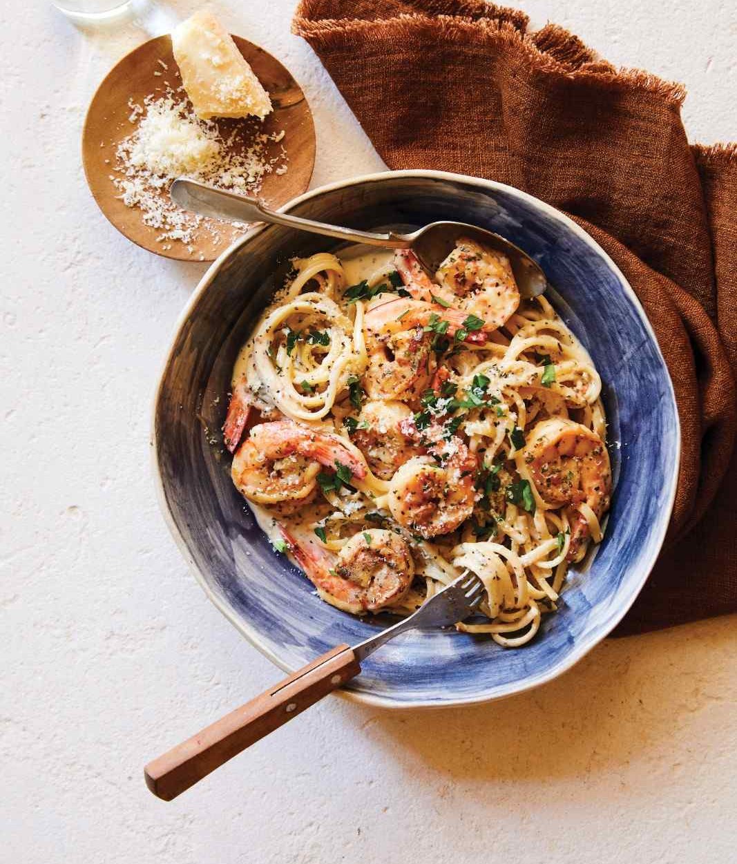 Pasta-with-Garlic-Prawns-aunty-beryl’s-cookbook.jpg.32 ver 2 Pasta-with-Garlic-Prawns-aunty-beryl's-cookbook.jpg