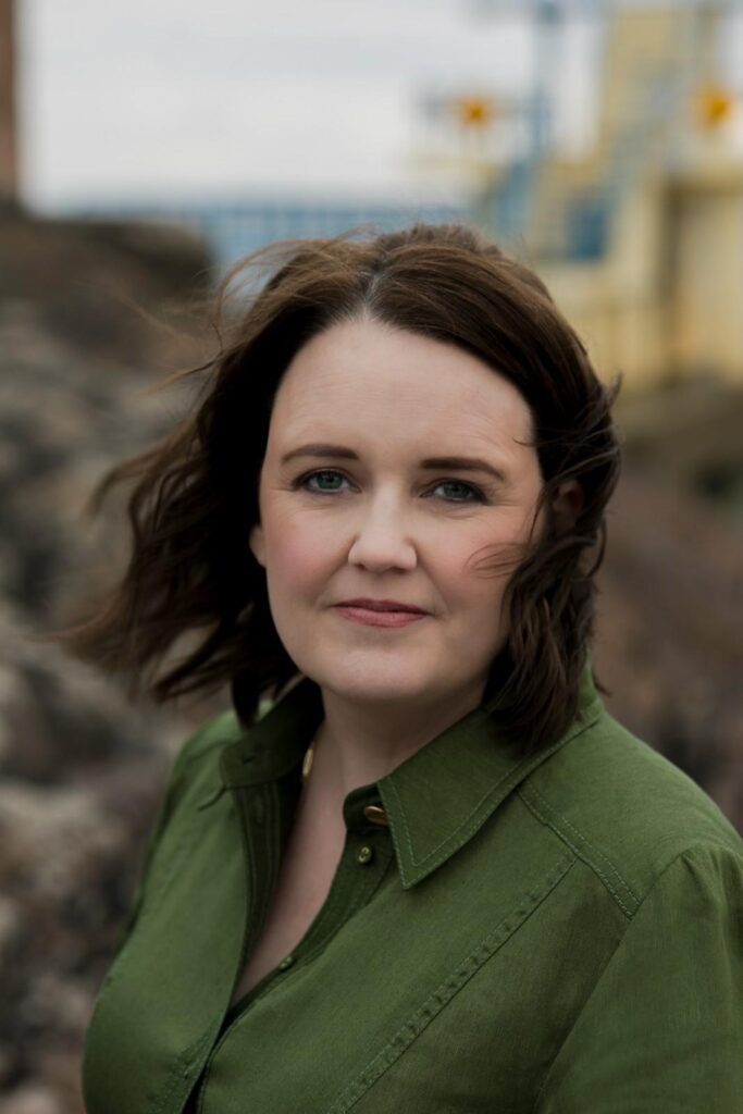 Dervla_McTiernan_author_photo_version3.jpg
