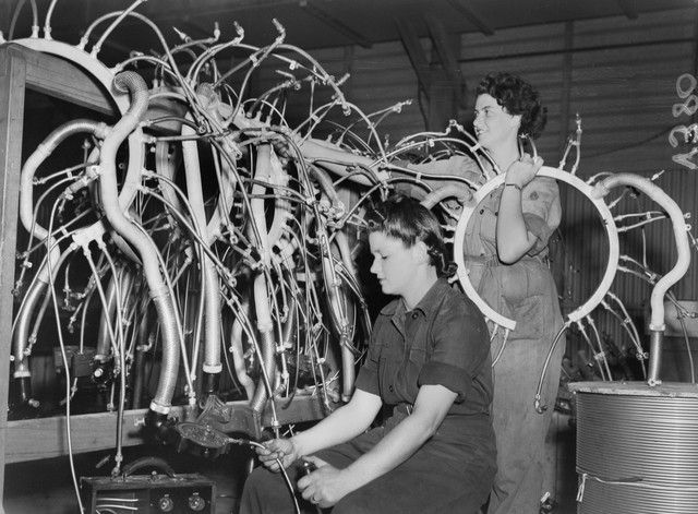 WAAF Women's Auxiliary Australian Air Force historical image.jpg
