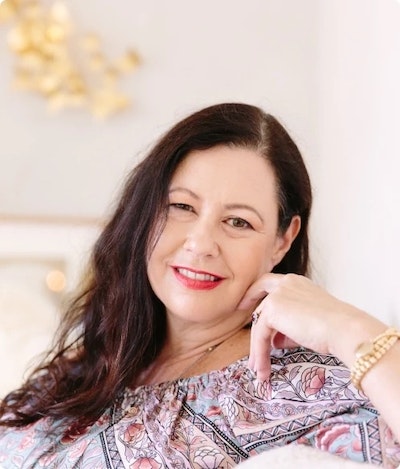 Kate Forsyth author photo.jpg